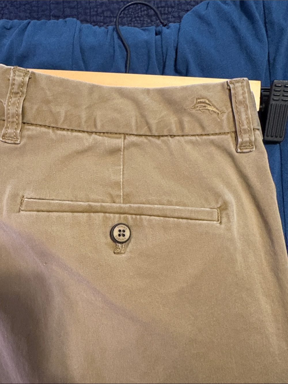 Tommy Bahama Men's Khaki Flat-Front Chino Pants